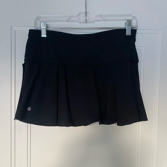 Lululemon Lost in Pace Skirt - Picture 2 of 4